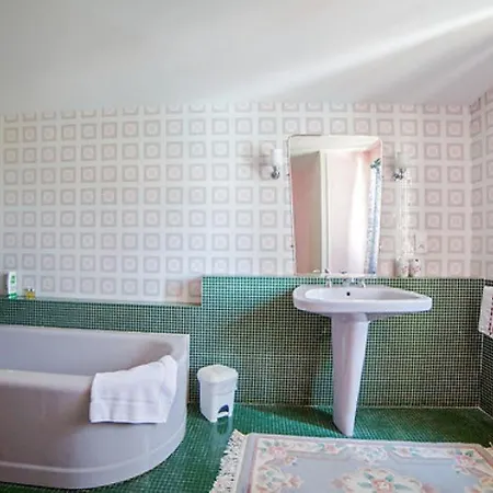 Les Belles Dormantes * Lachaise