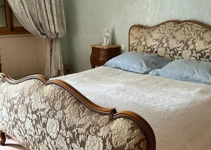 Les Belles Dormantes * Lachaise